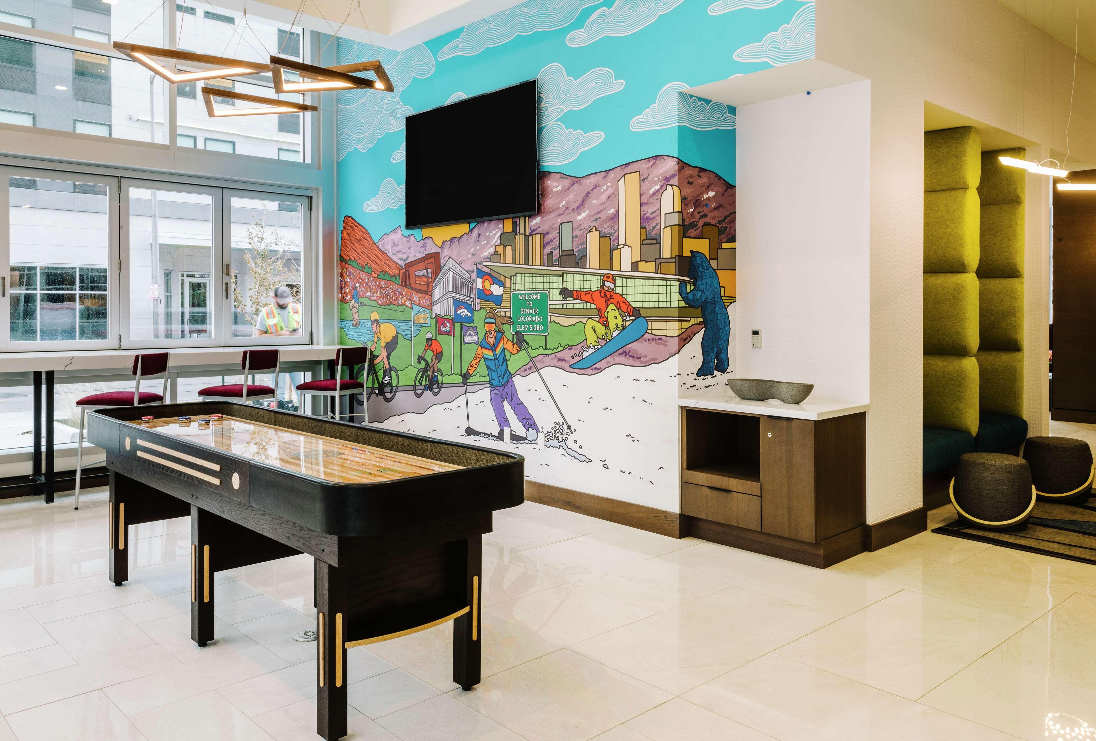 Hotel Home2 By Hilton Downtown Convention Center 3*